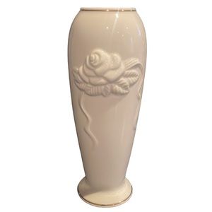 Lenox China Rose Bud Vase Creamy Color Gold Rim Band Floral Rose Front Vintage